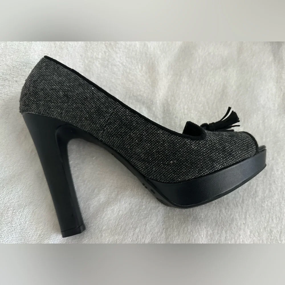 Christian Siriano for Payless Women’s Lambert platform pumps‎ - Size 8.5